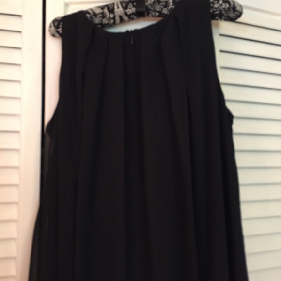Sleeveless chiffon lined black dressy dress - Picture 4 of 8